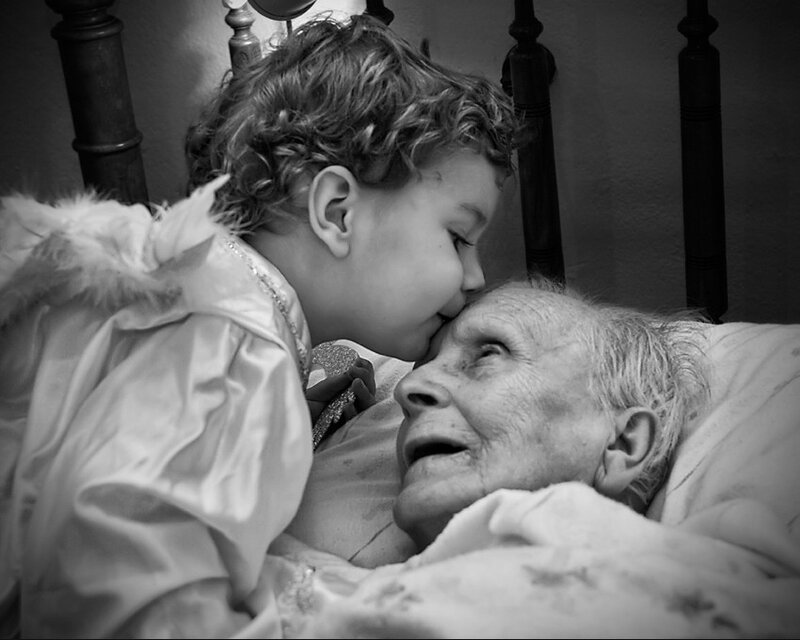 Child Kissing Elderly Woman — Black
