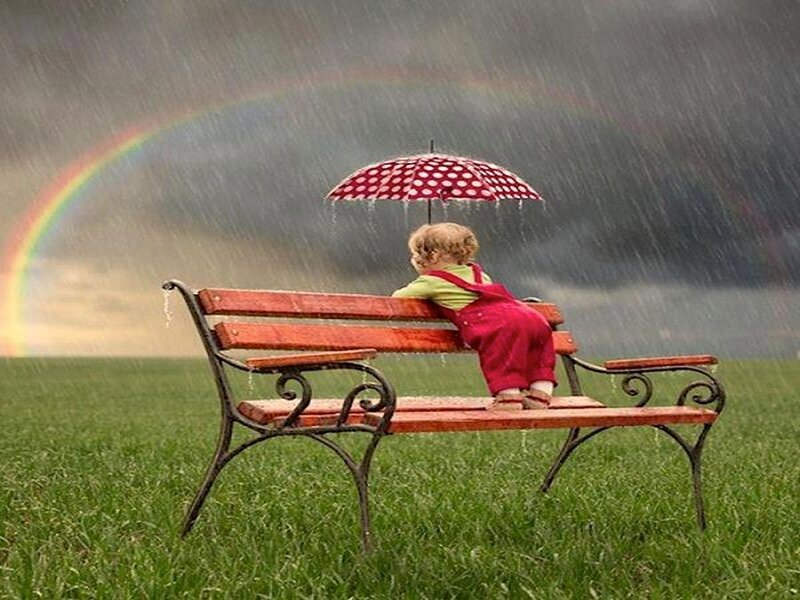 Child on Bench — Green, Dramatic
