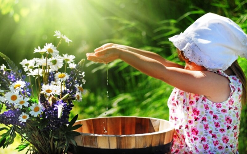 Child Washing Hands — Green, Serene