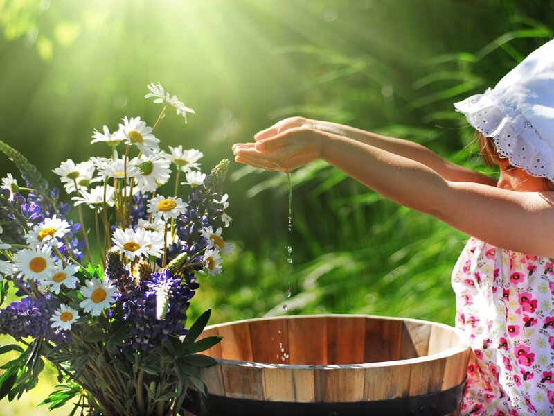 Child Washing Hands — Green