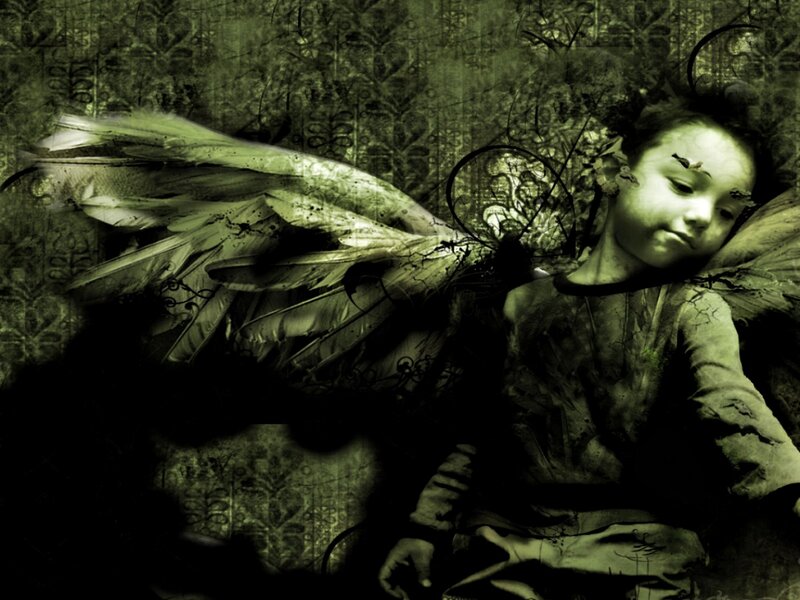 Child with Angel Wings — Green