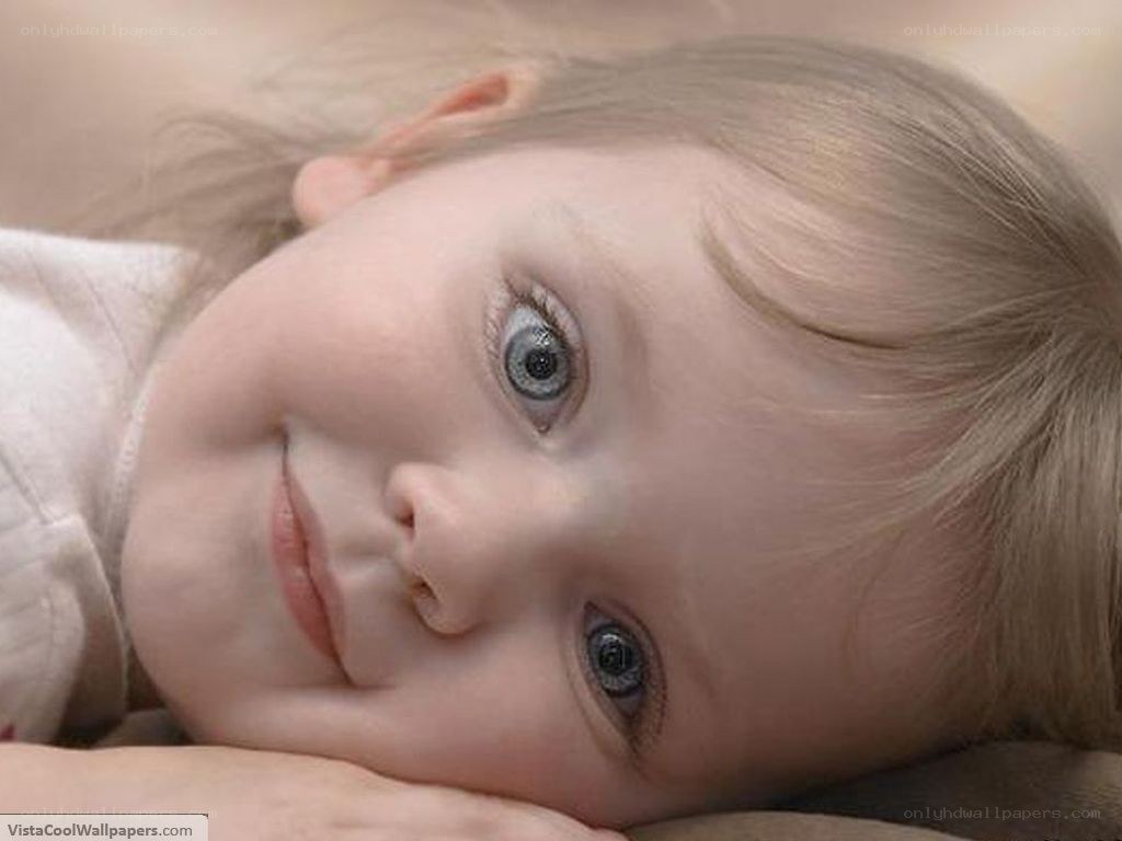child with blue eyes