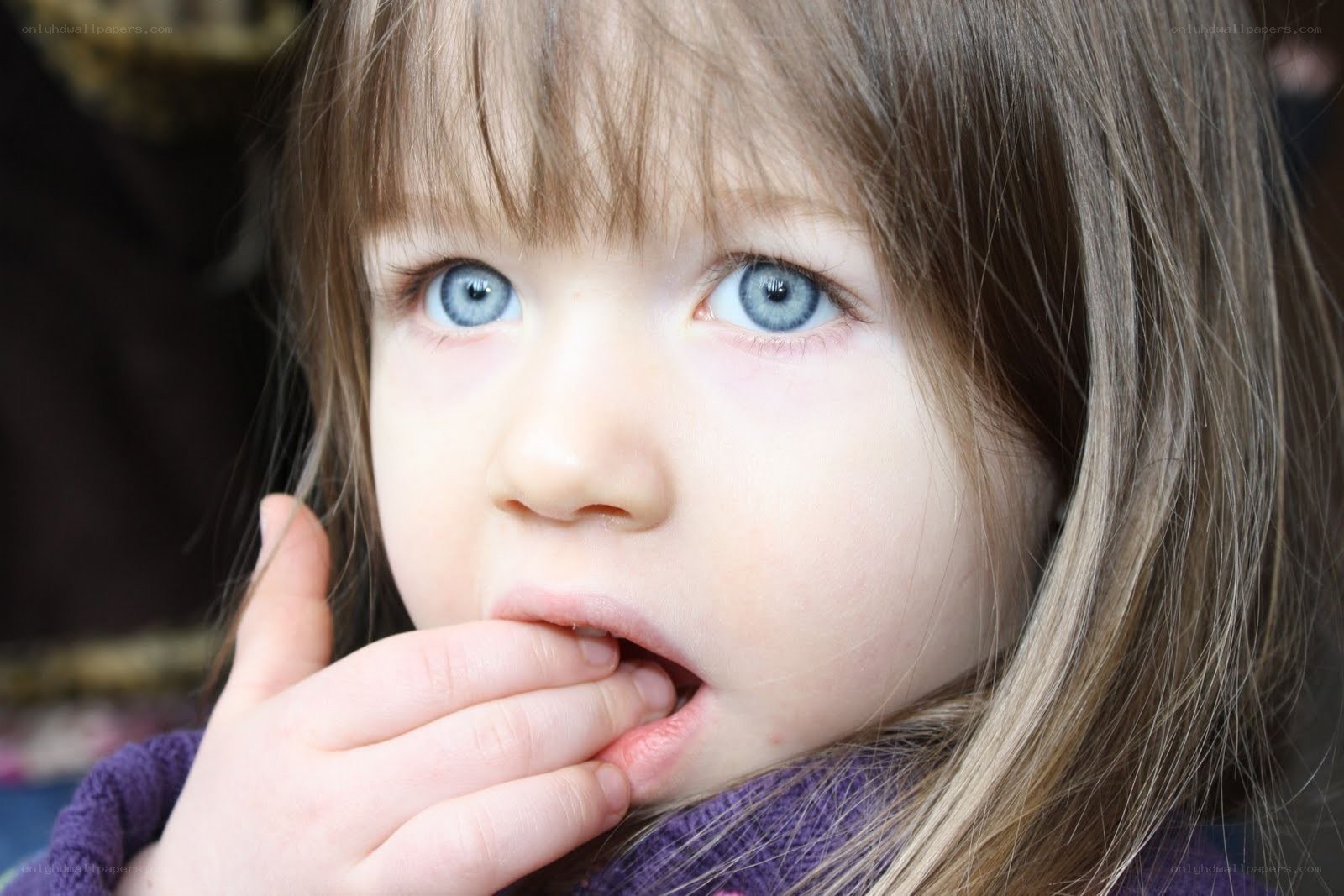 child with blue eyes