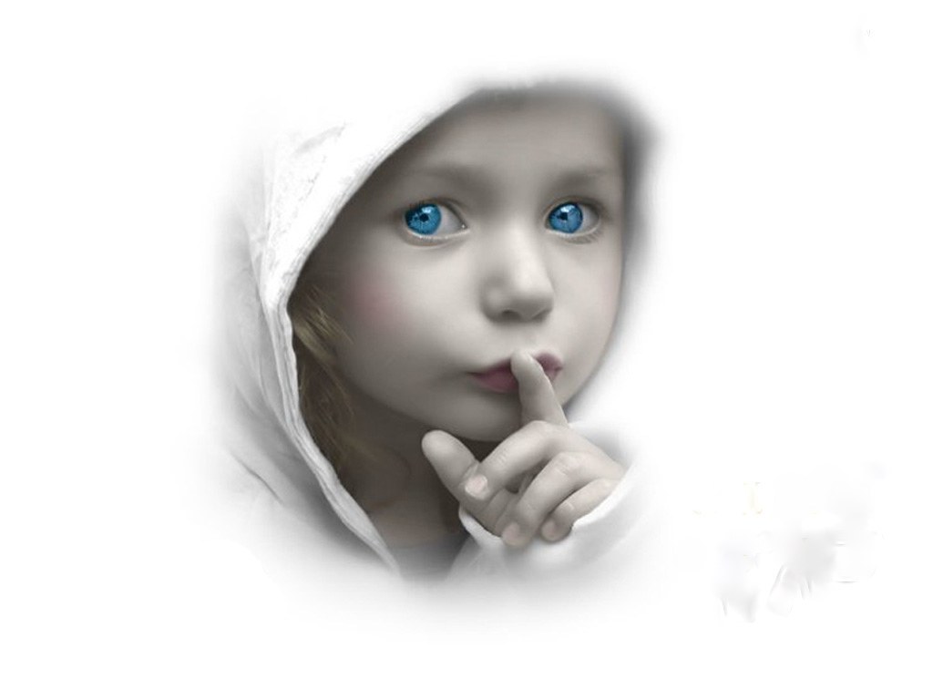 child with blue eyes