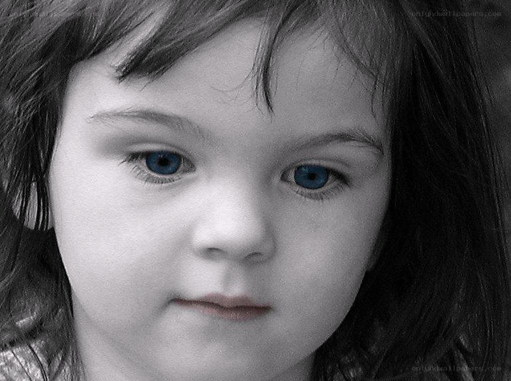 child with blue eyes