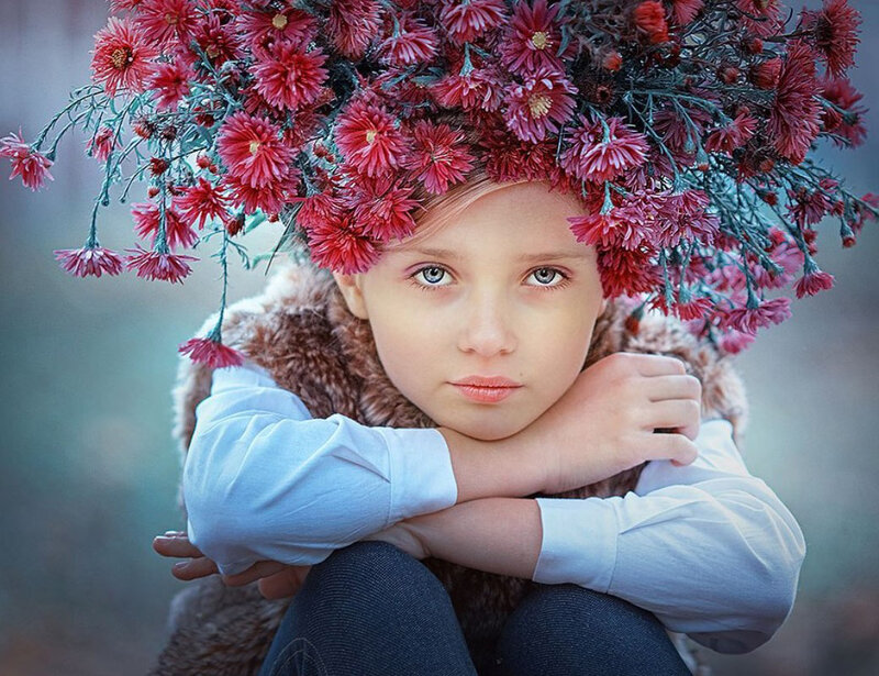 Child with Flower Crown — Red