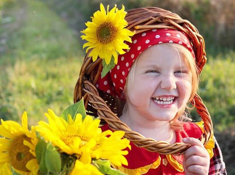 Child with Sunflowers — Yellow, Happy