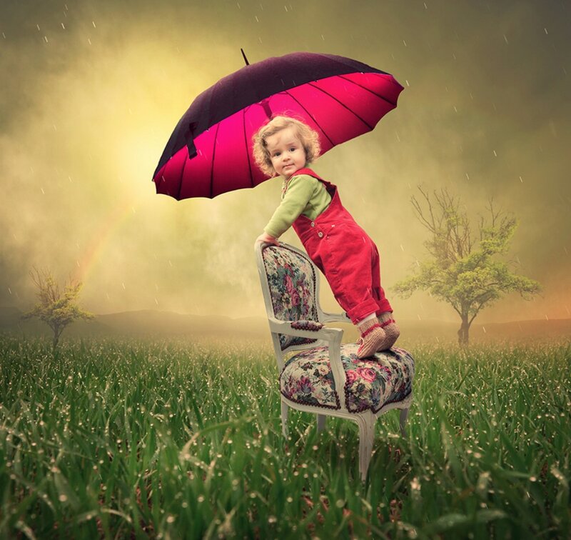 Child with Umbrella — Green, Dreamy, Afternoon