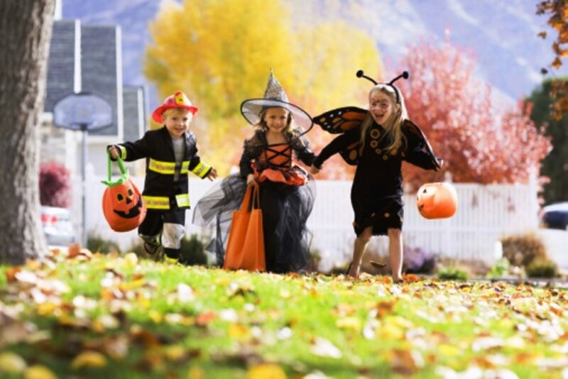 Children in Costumes — Orange