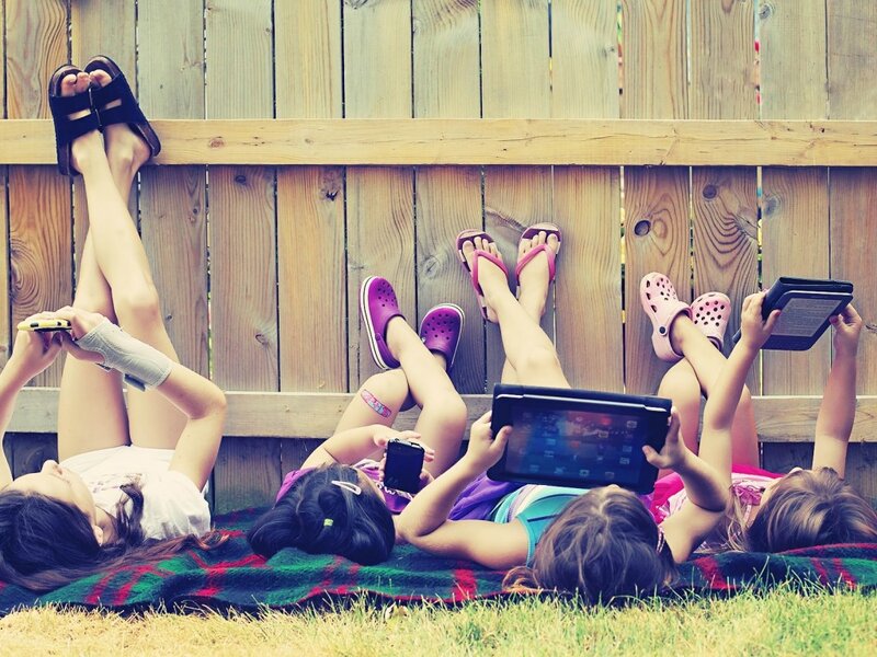 Children on Blanket