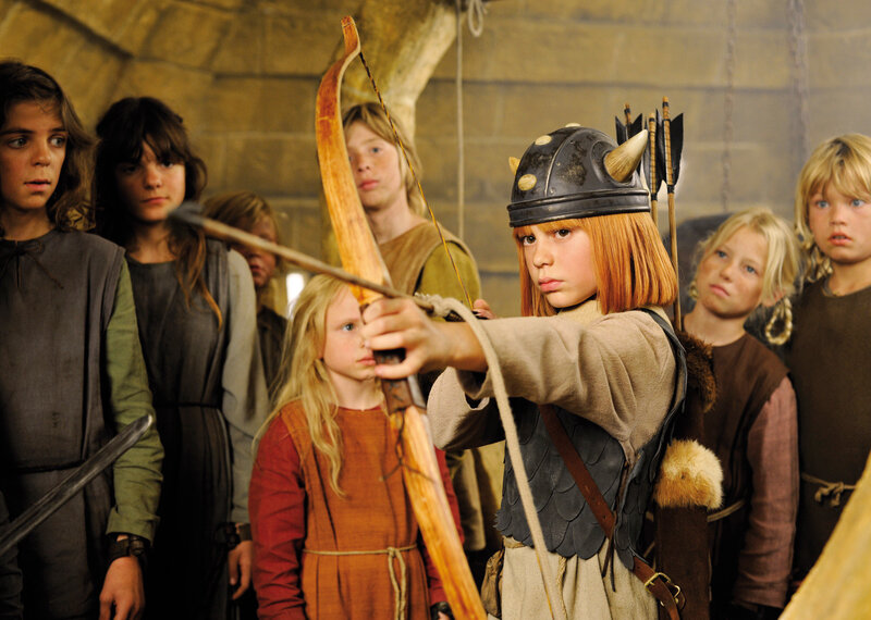 Children with bows and arrows