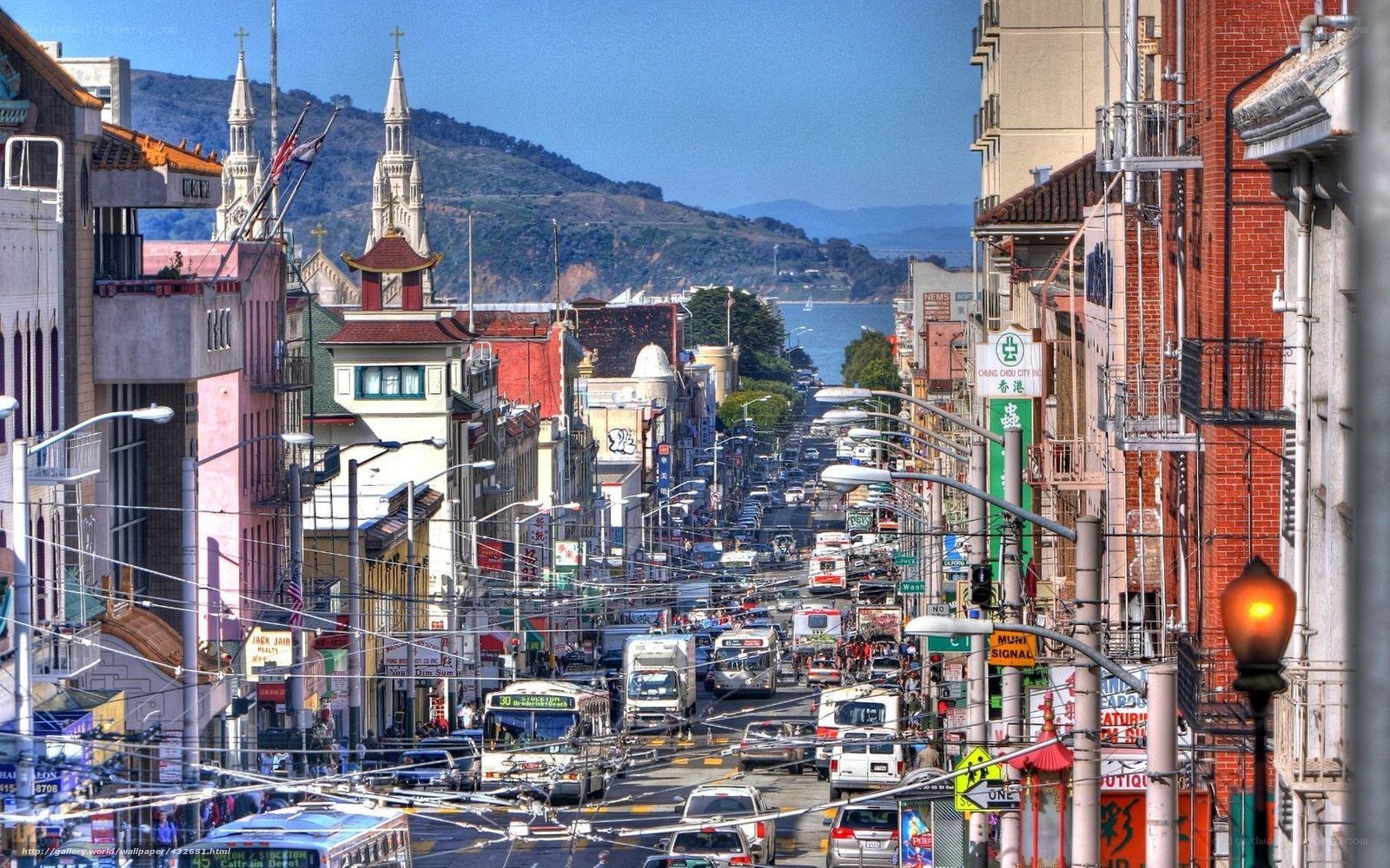 Chinatown street view in San Francisco