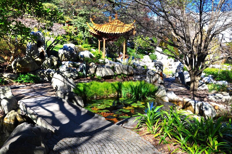 Chinese Garden Pavilion — Green