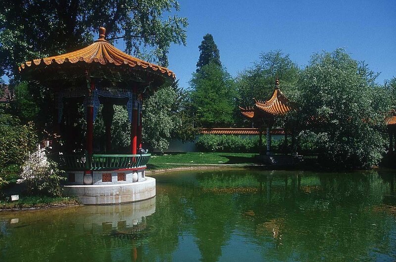 Chinese-style Pavilion