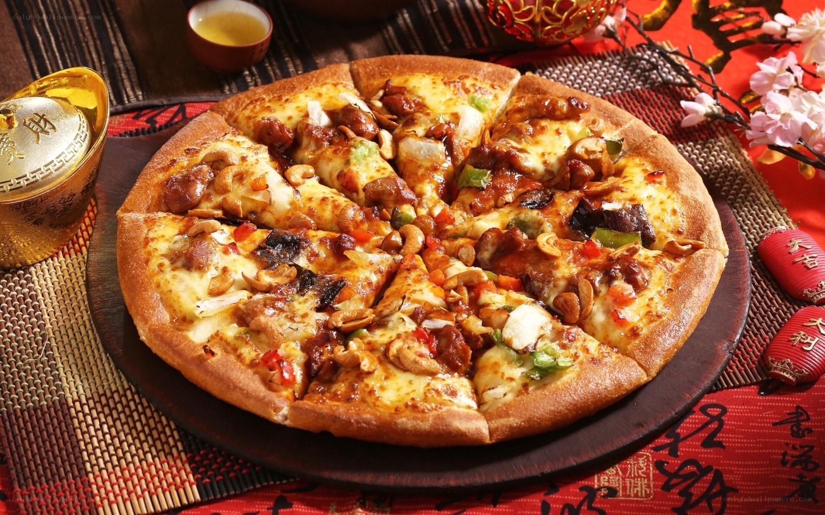Chinese-style pizza with cashews