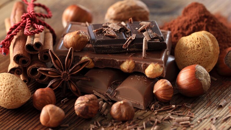 Chocolate and Spices — Brown