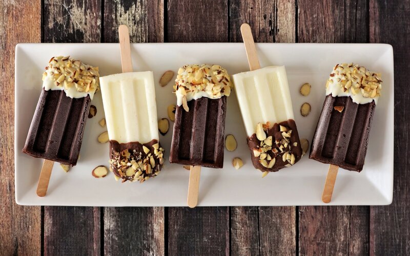 Chocolate and Vanilla Popsicles