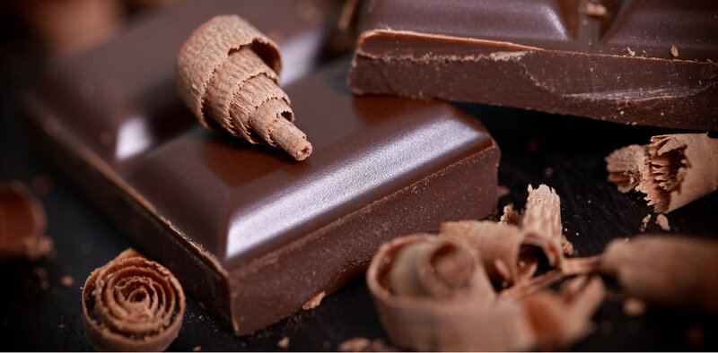 Chocolate Bar and Shavings — Brown