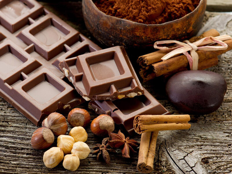 Chocolate Bar with Spices — Brown, Warm