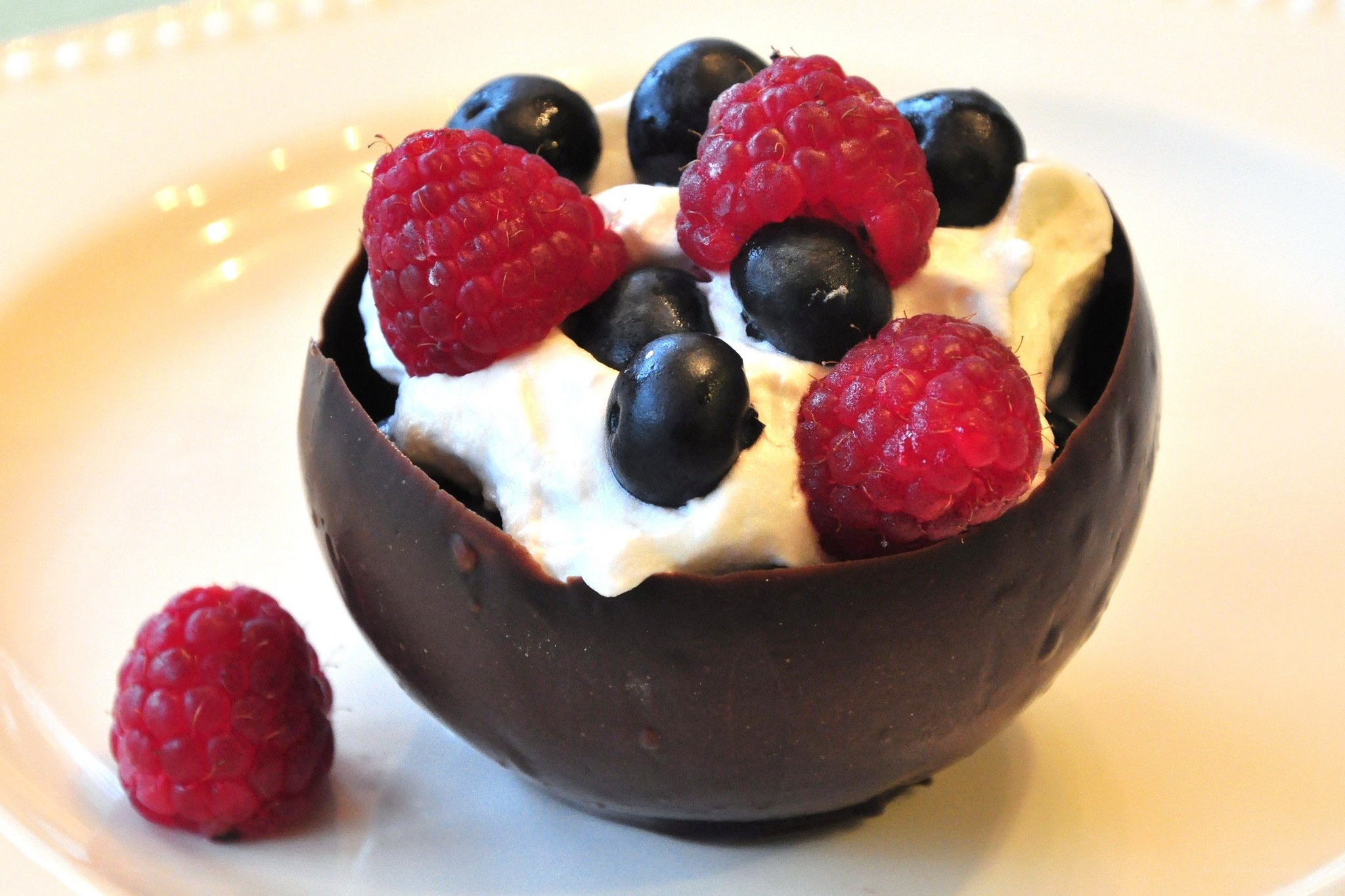 chocolate bowl with berries