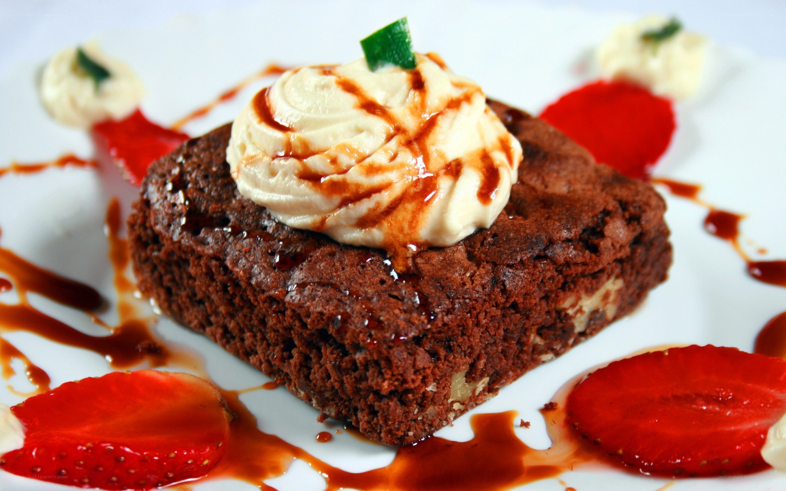 chocolate brownie dessert