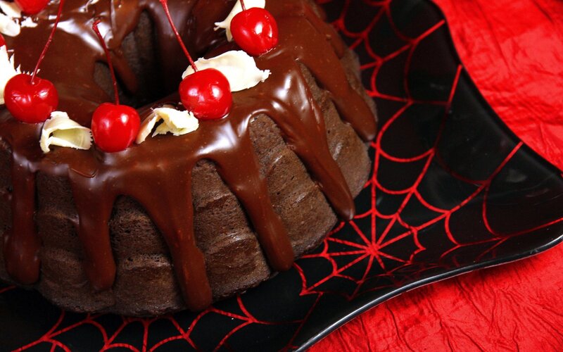 Chocolate Bundt Cake — Black