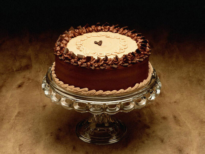 Chocolate Cake on Stand — Brown