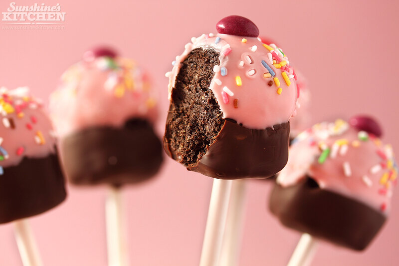 Chocolate Cake Pops — Pink, Sweet