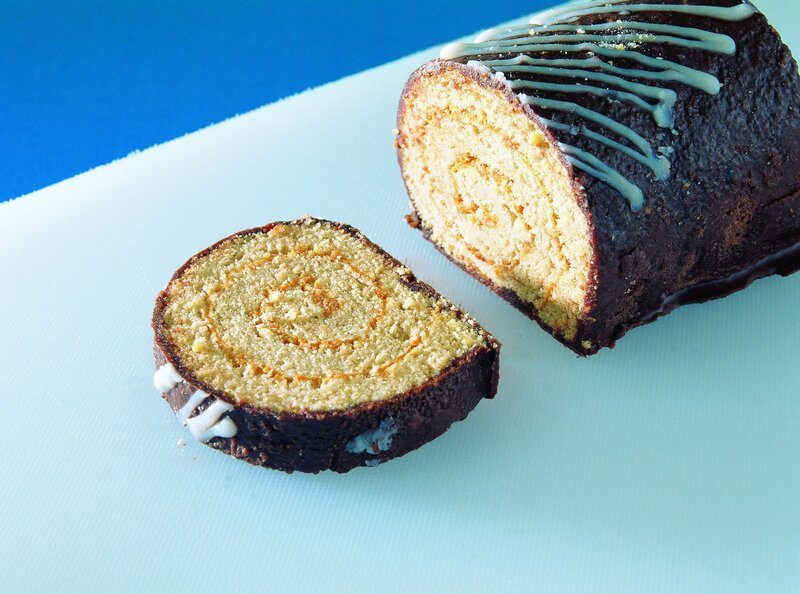 chocolate cake roll with icing