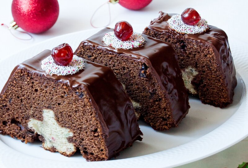 Chocolate Cake Slices — Brown, Festive, Winter