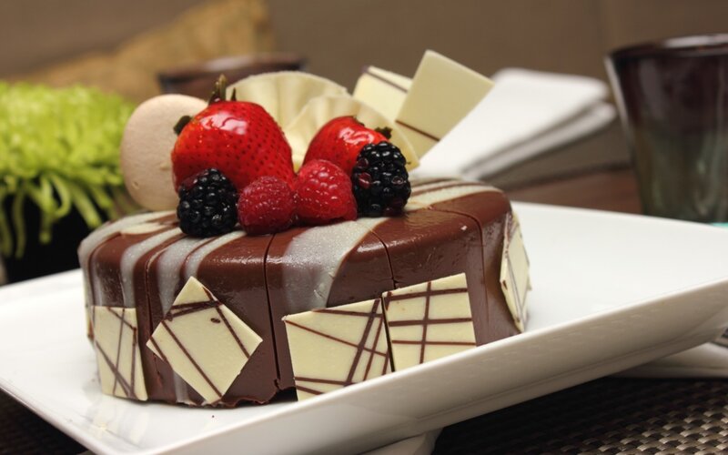 Chocolate Cake with Berries — Brown, Appetizing, Photograph, Strawberries