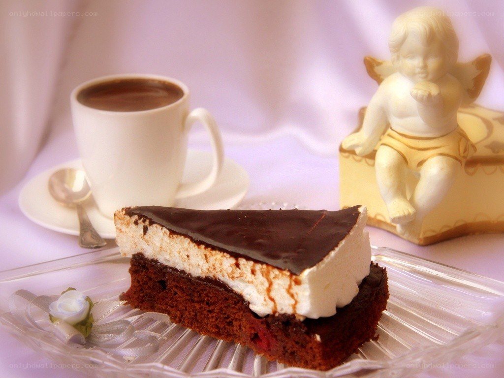 chocolate cake with coffee