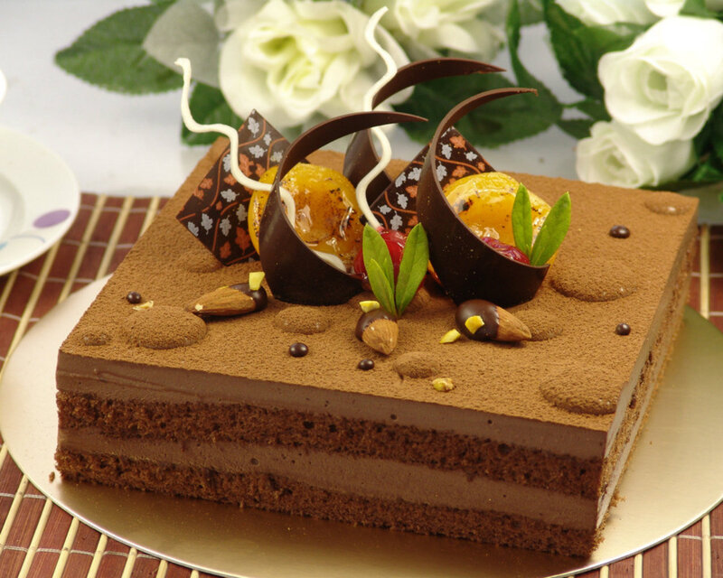 Chocolate Cake with Fruit — Brown