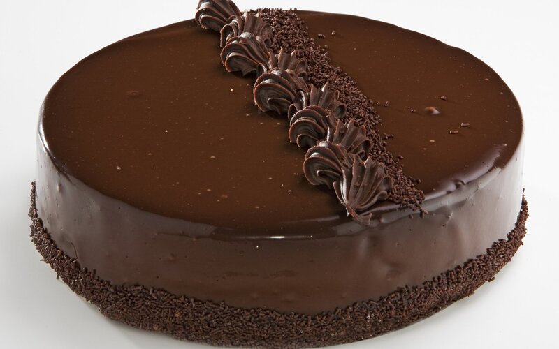 chocolate cake with ganache