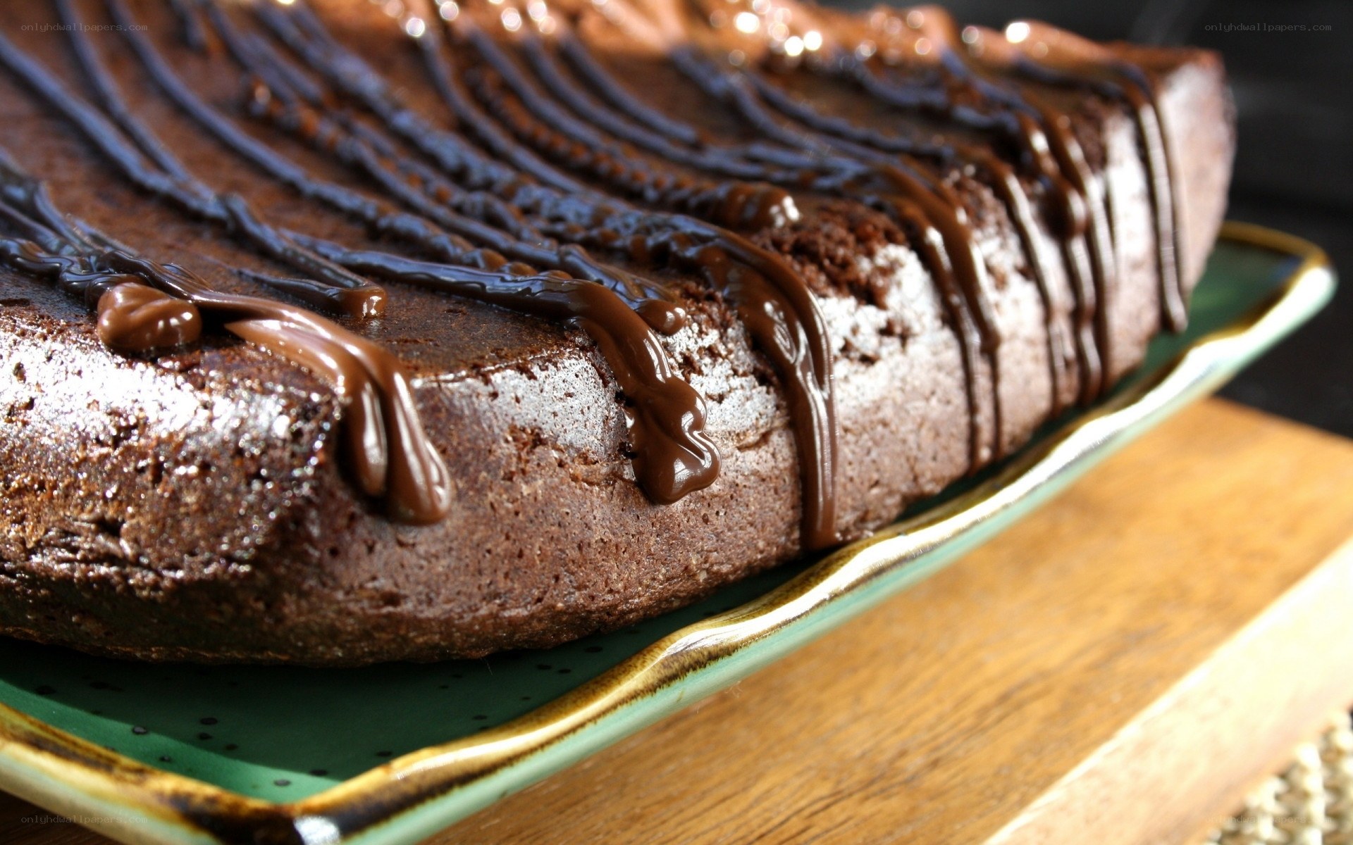 chocolate cake with ganache drizzle