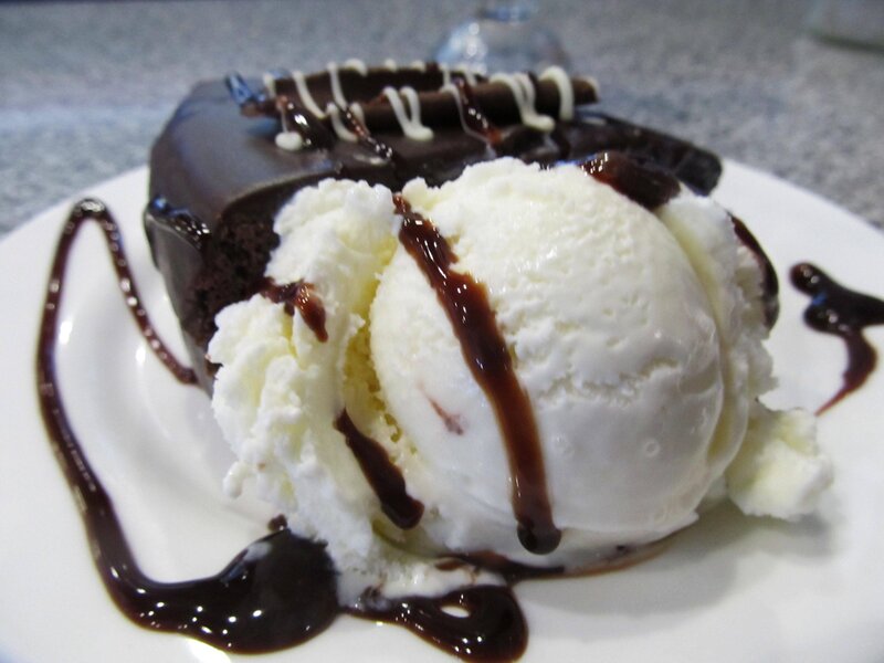 Chocolate Cake with Ice Cream — White