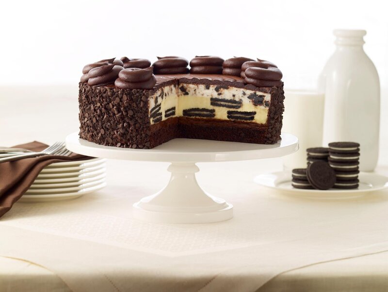 Chocolate Cake with Oreos