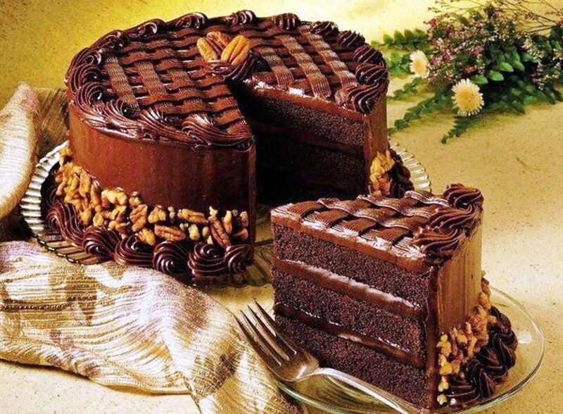Chocolate Cake with Pecans — Brown