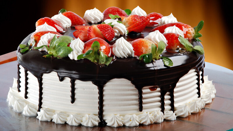 Chocolate Cake with Strawberries — Brown, Appetizing