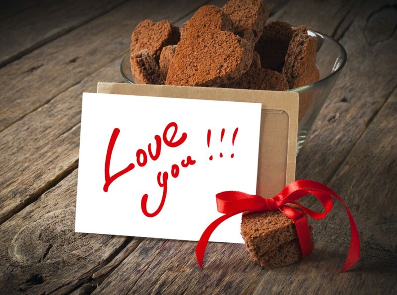Chocolate Cakes with Card — Brown