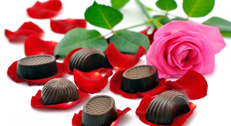 Chocolate Candies with Rose — Pink
