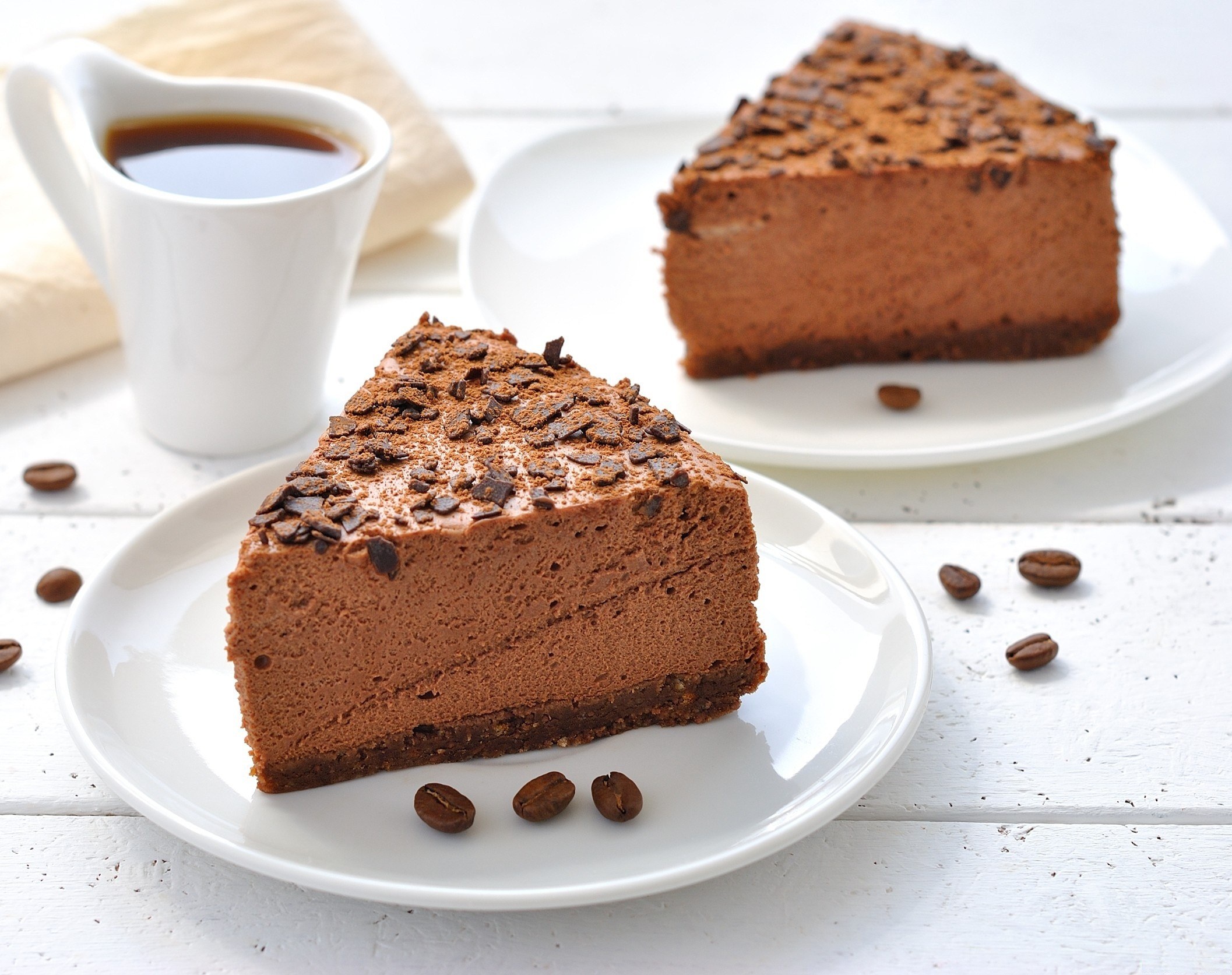 Chocolate cheesecake with coffee