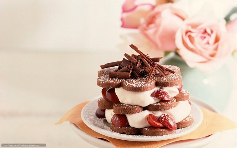 chocolate cherry dessert
