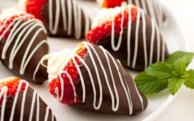 Chocolate-covered Strawberries — Brown, Appetizing, Photograph, Whipped Cream