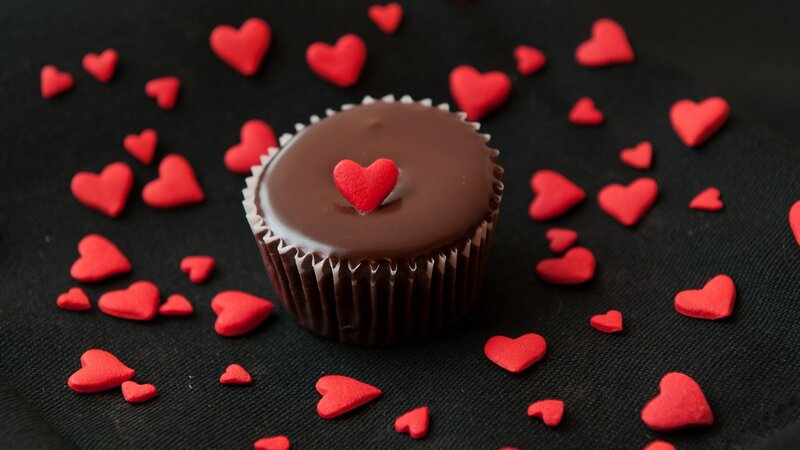 Chocolate Cupcake with Hearts — Black, Romantic