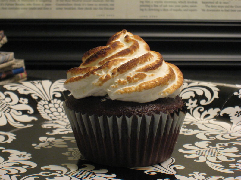 Chocolate Cupcake with Meringue