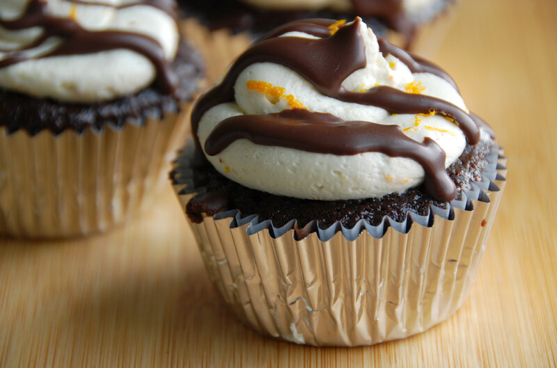 chocolate cupcakes with frosting