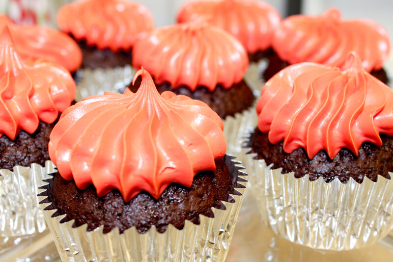 Chocolate Cupcakes with Frosting — Brown, Appetizing