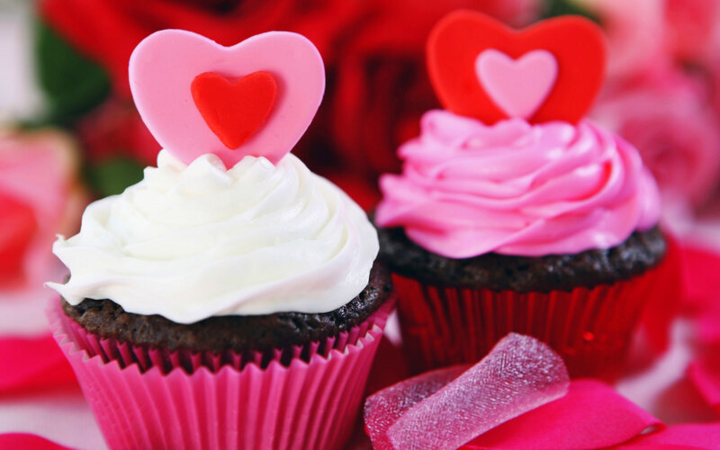 Chocolate Cupcakes with Hearts — Red