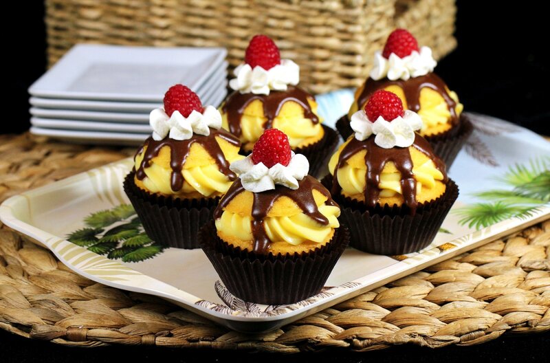 Chocolate Cupcakes with Raspberries — Brown, Appetizing, Photograph
